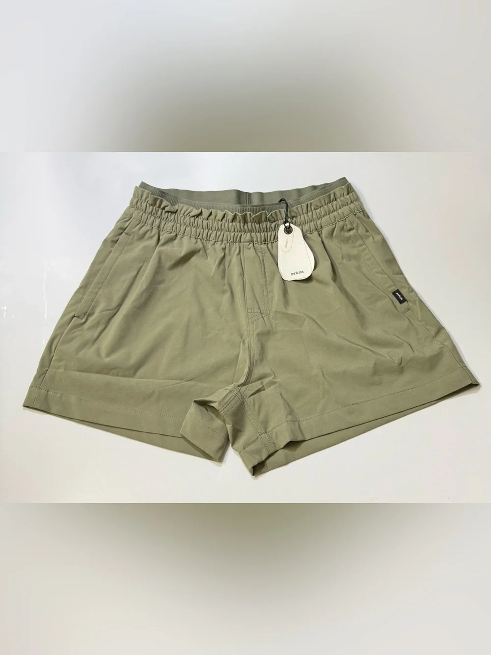 PrAna prAna Wonderland Rocks Shorts for women, 3” inseam olive green.